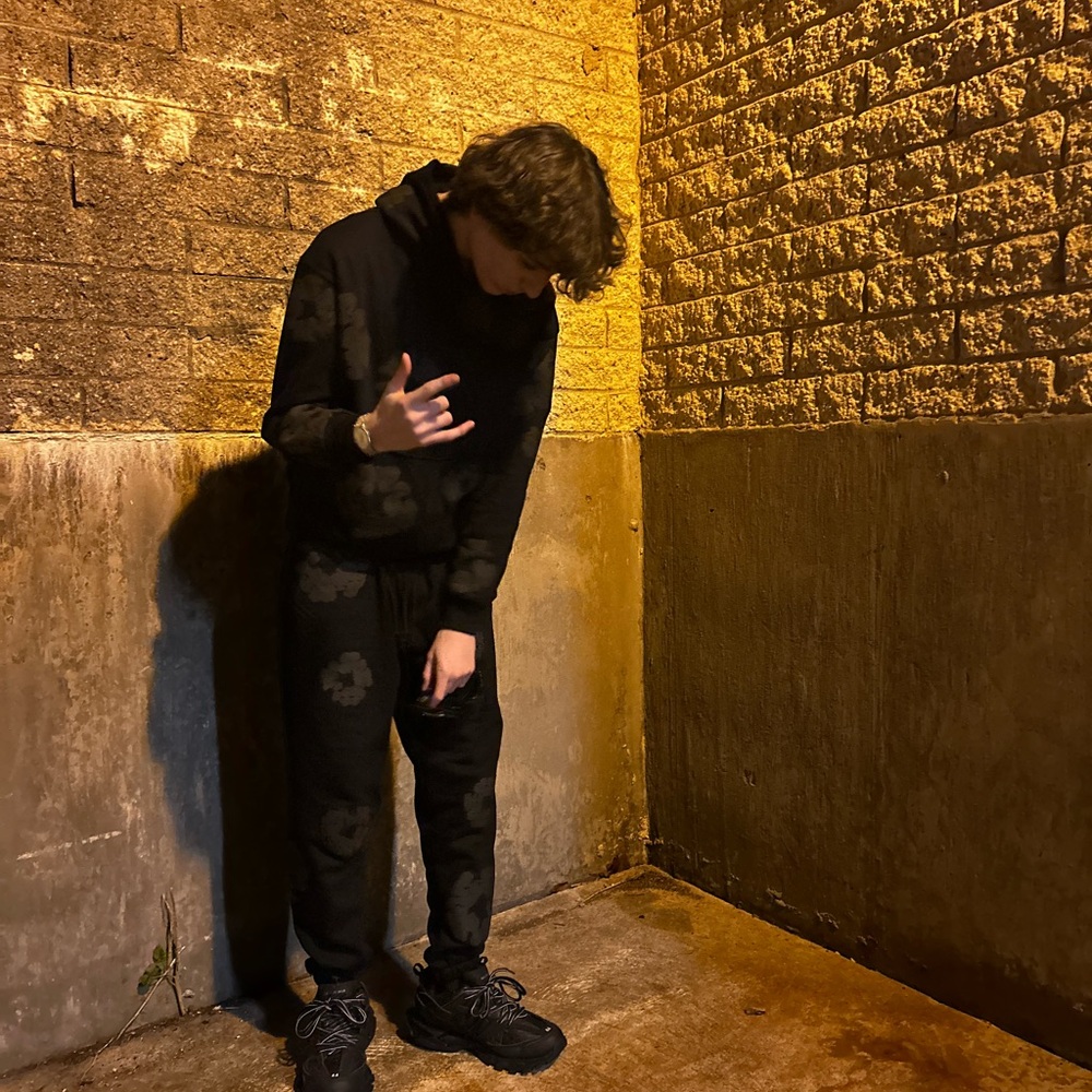 Meet your Posher, Noah